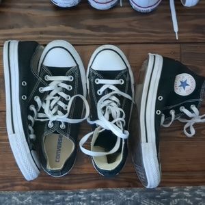 Converse all star lot 2 pr 6 & 6.5
